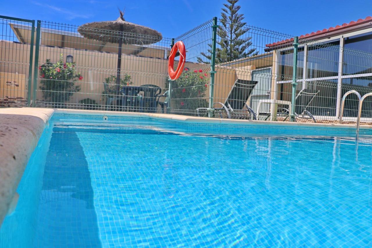 Bungalow Curro Pareja 97 Conil De La Frontera Dış mekan fotoğraf